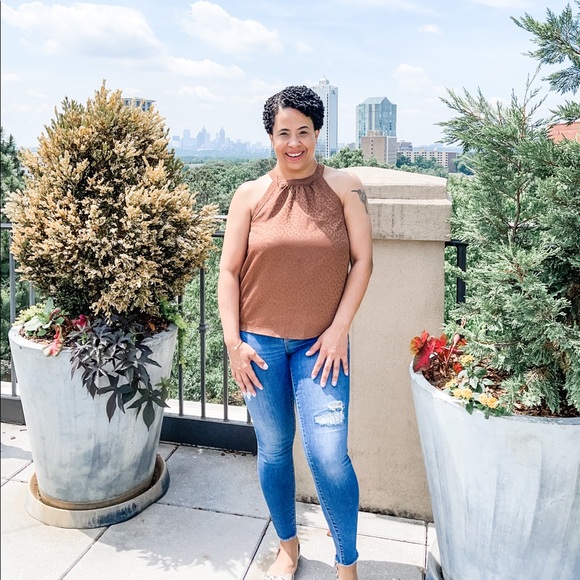 Sleeveless Halter Top - Picture 2 of 16